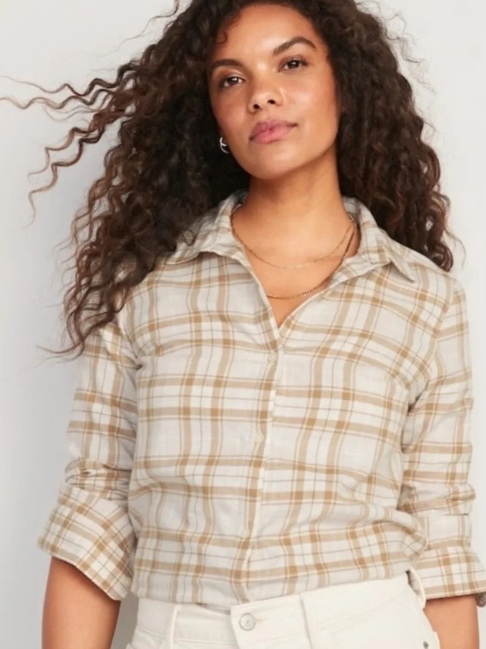 NWT The Classic Plaid Flannel Button Up Shirt